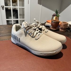 MEN'S CROSSFIT® TRAINER